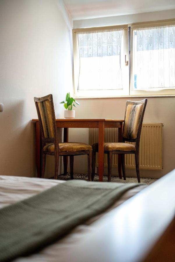Lagoja B&B Trzin Экстерьер фото
