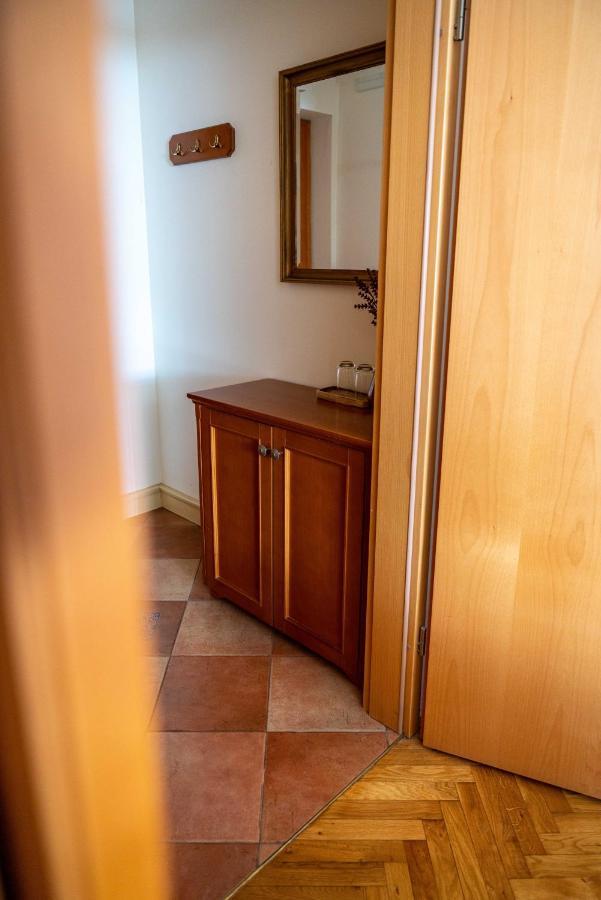 Lagoja B&B Trzin Экстерьер фото