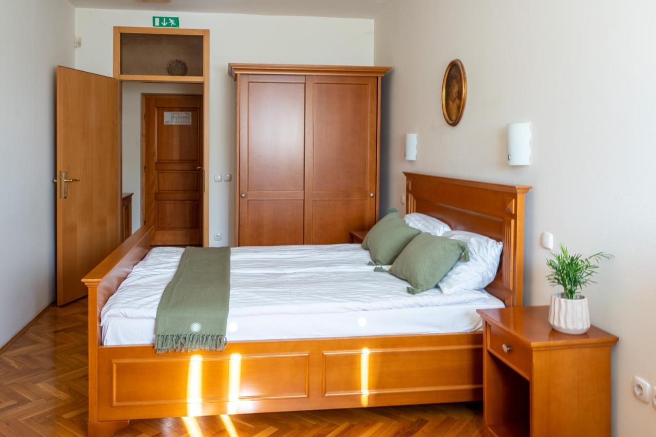 Lagoja B&B Trzin Экстерьер фото